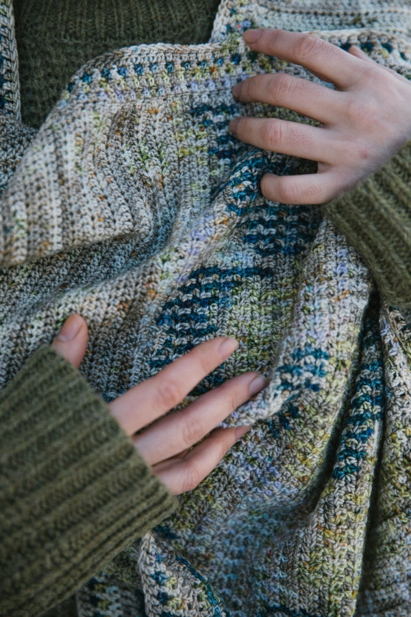 Seascape shawl Yarn Bundle