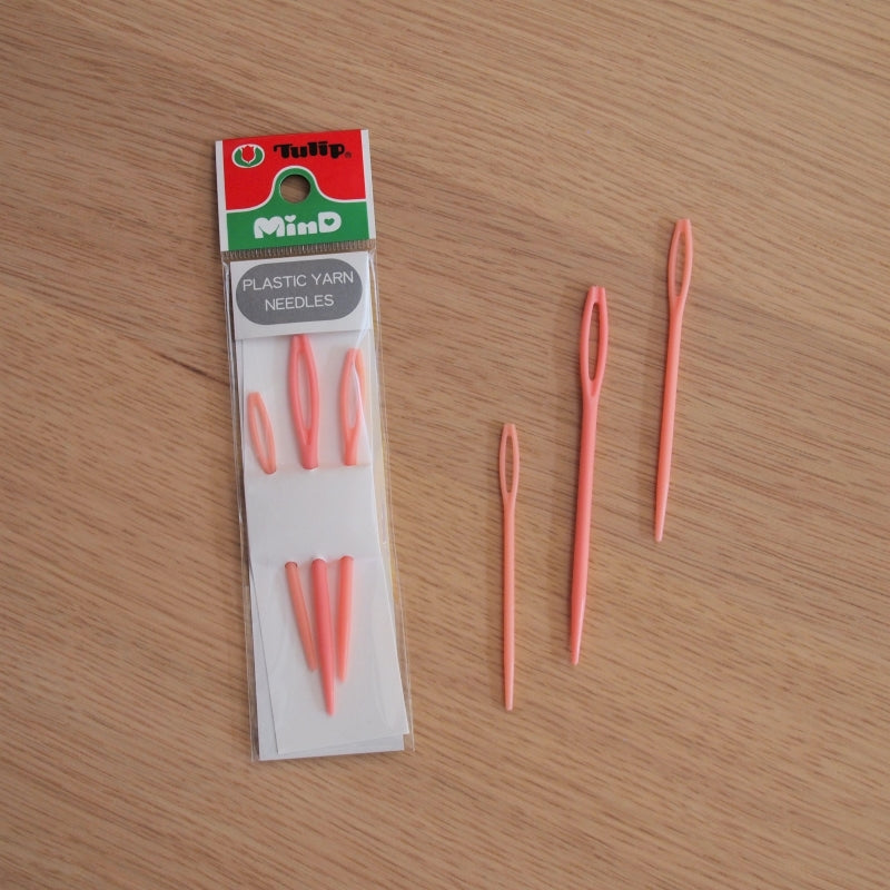 Plastic Yarn Needles