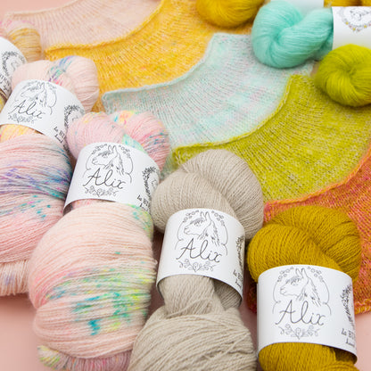 Coquelicot Vest Yarn Bundle