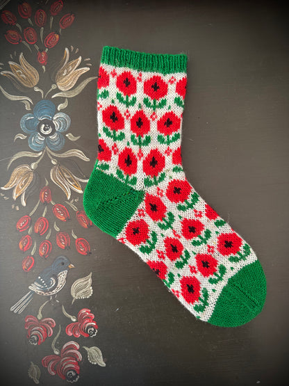 Field of Poppies sock set
