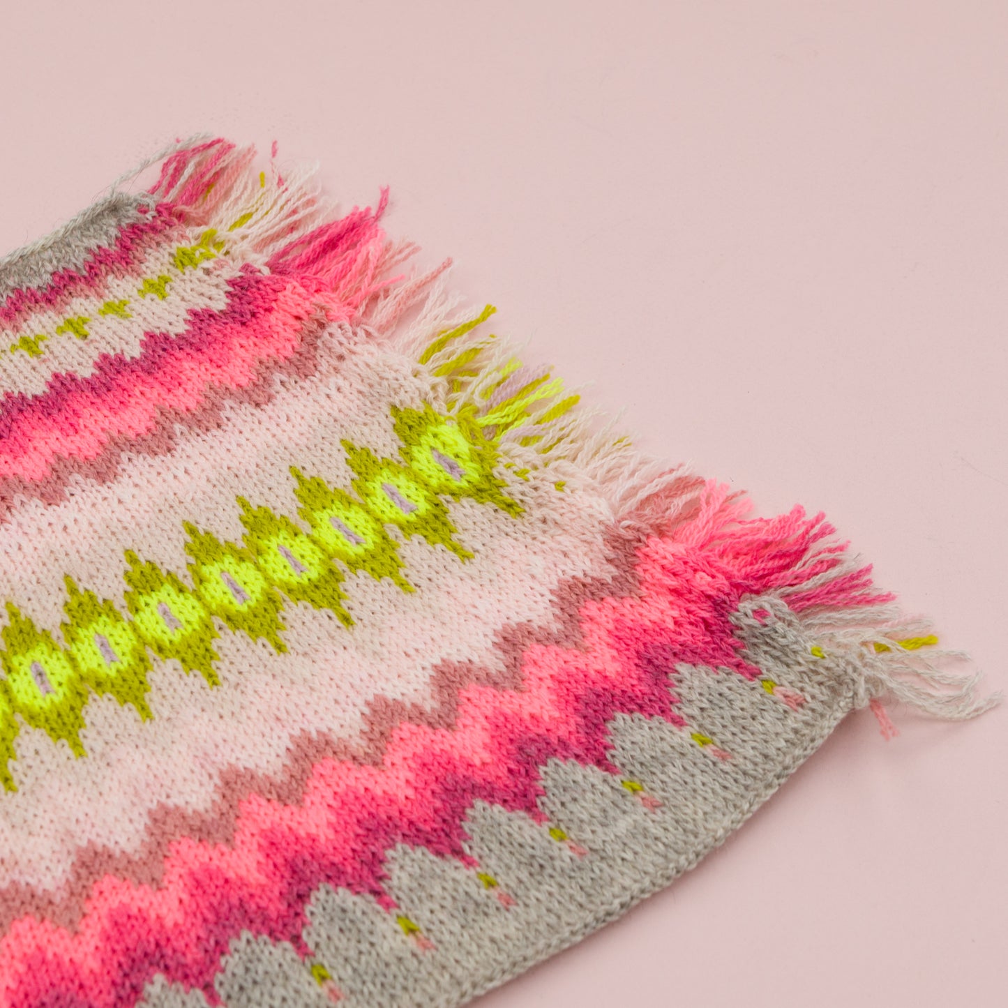 Jubilee Wervel Yoke Yarn Bundle