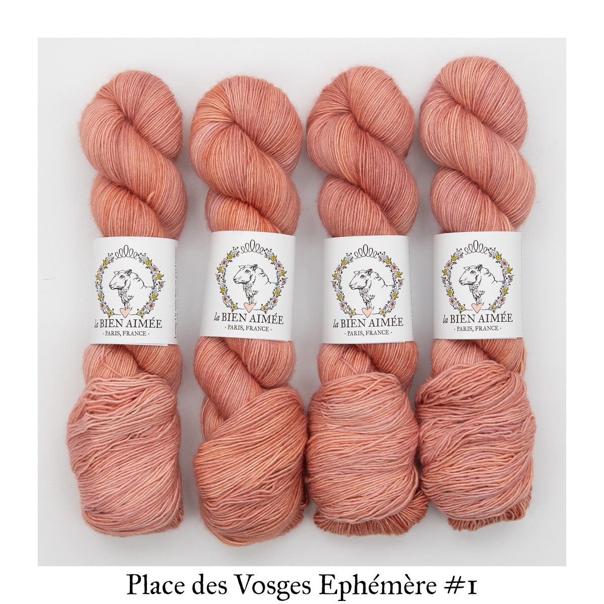 Merino Singles Éphémère — Place des Vosges Éphémère #1