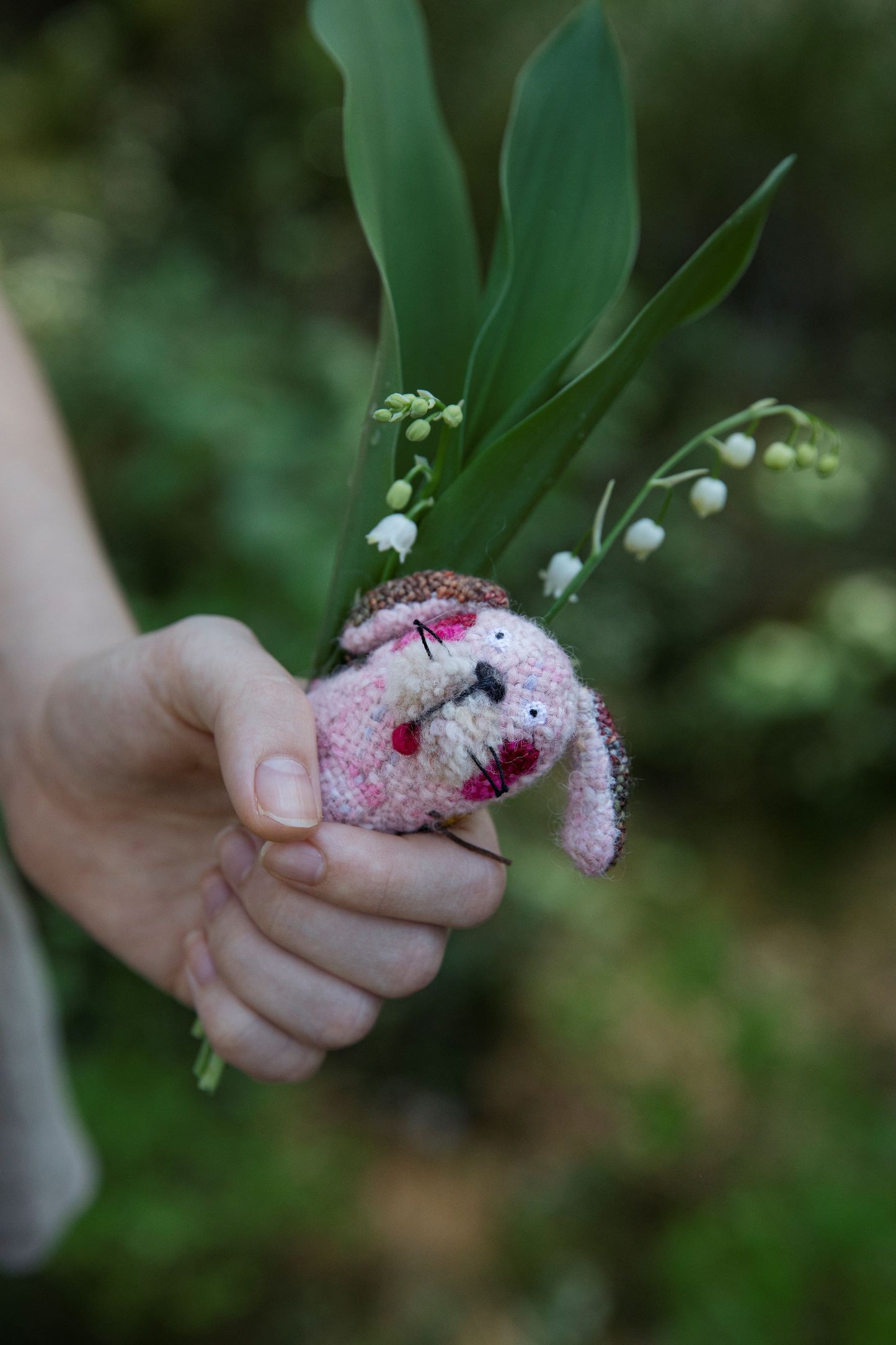 Tiny Friends: A Guide to Mosaic Embroidery by Tomomi Mimura