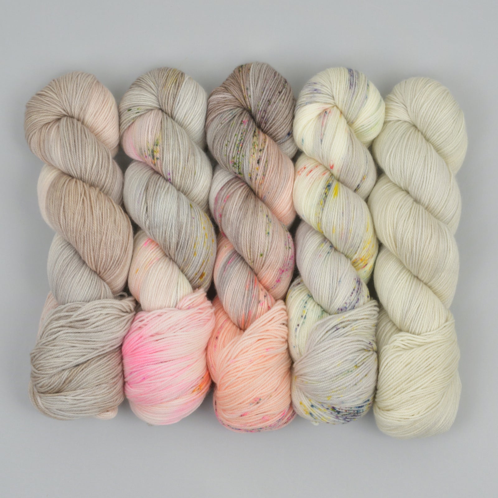 Darning Yarn Bundle (5 Cards)