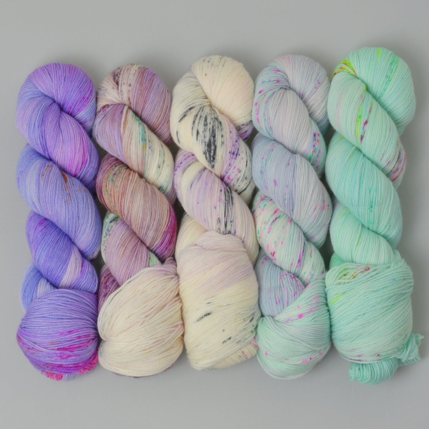 5 Skein Fade Bundle - Cashmerino