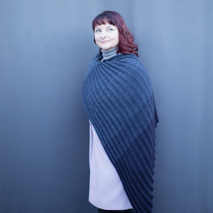 Issey Shawl by Olga Jazzy