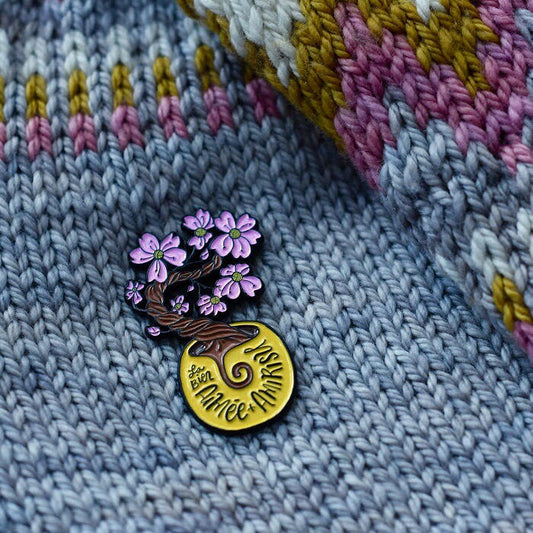 La Bien Aimée x Amirisu Shelli Can Enamel Pin