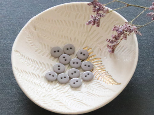 Lise Tailor - Flat Button (Shiny)