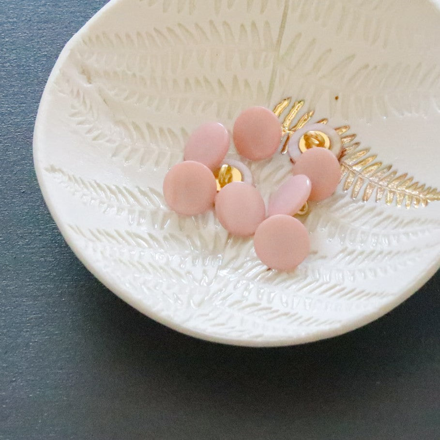 Lise Tailor - Shank Button (Mother of Pearl)