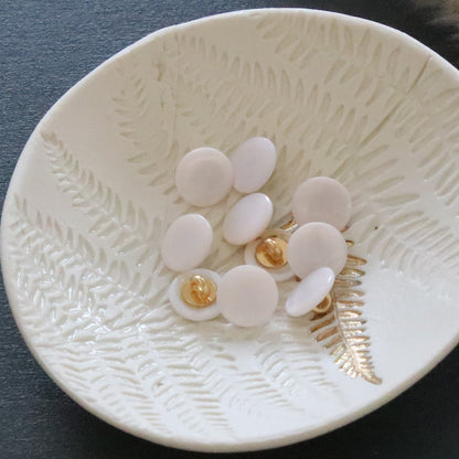 Lise Tailor - Shank Button (Mother of Pearl)